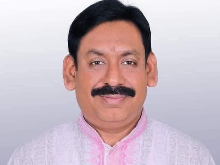 লা য় ন  মোঃ  গ নি  মি য়া  বা বু ল